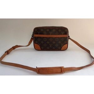 Authentic LV monogram canvas Trocadero 24.